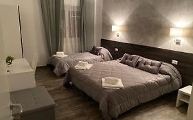 Tiburtina Inn Guest House
